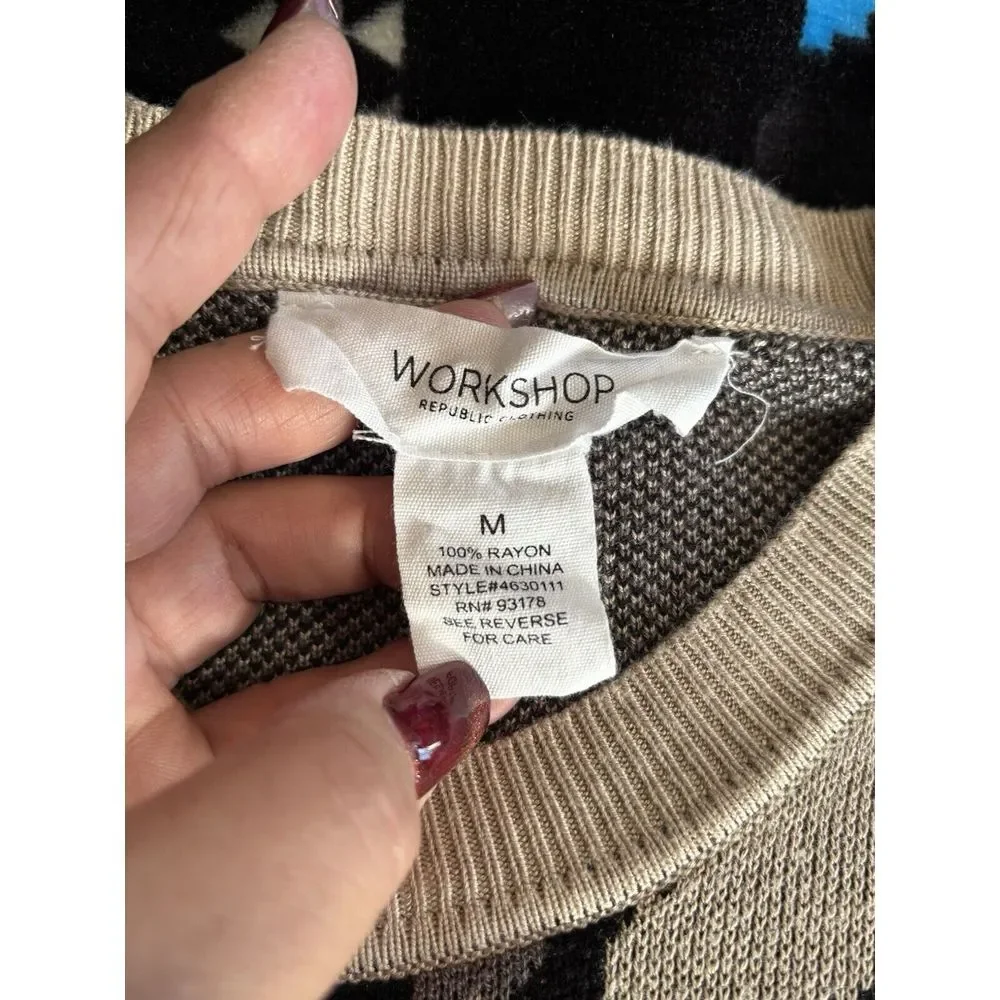 Work‎ Shop Tan/Black Cheetah Knit Sweater Crew Neck Long Sleeve Size Medium